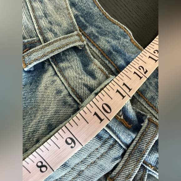 Brandy Melville John Galt Medium Wash Straight Leg Denim Jeans Size Small EUC - Picture 13 of 13